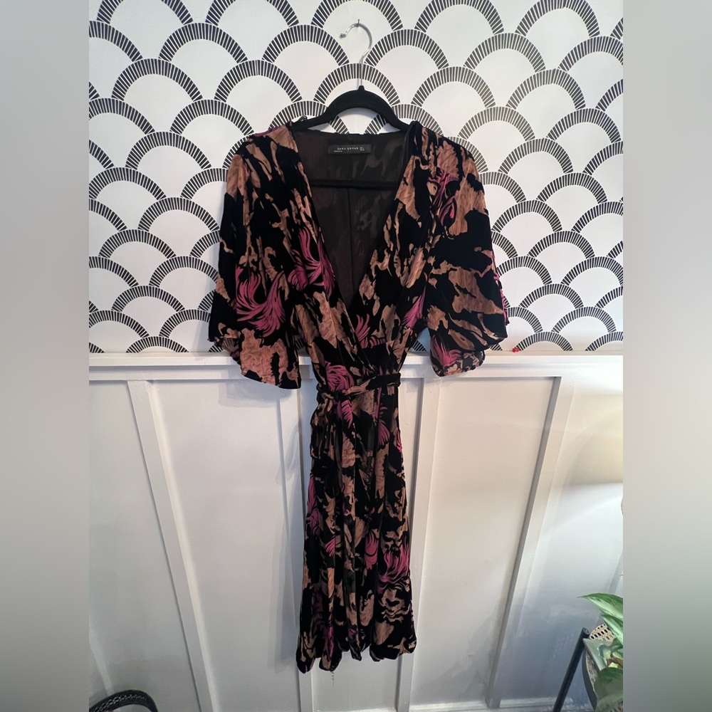 Size Large zara wrap dress
